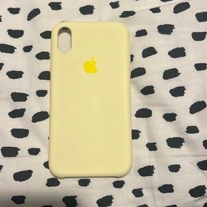 Yellow Iphone XR phone case